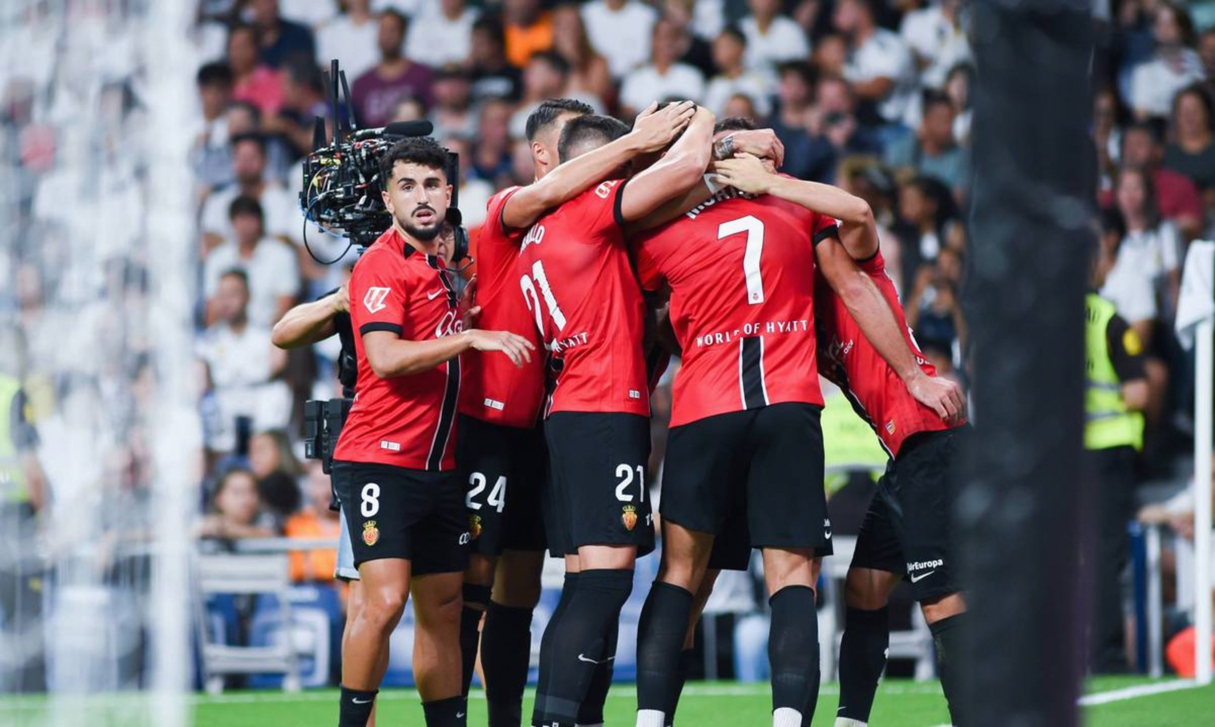 爱游戏官网网页版入口-赛前皇家社会调整名单以备英超波士顿凯尔特人迎国王杯关键赛，曼联国际比赛日回应争议直接炸裂