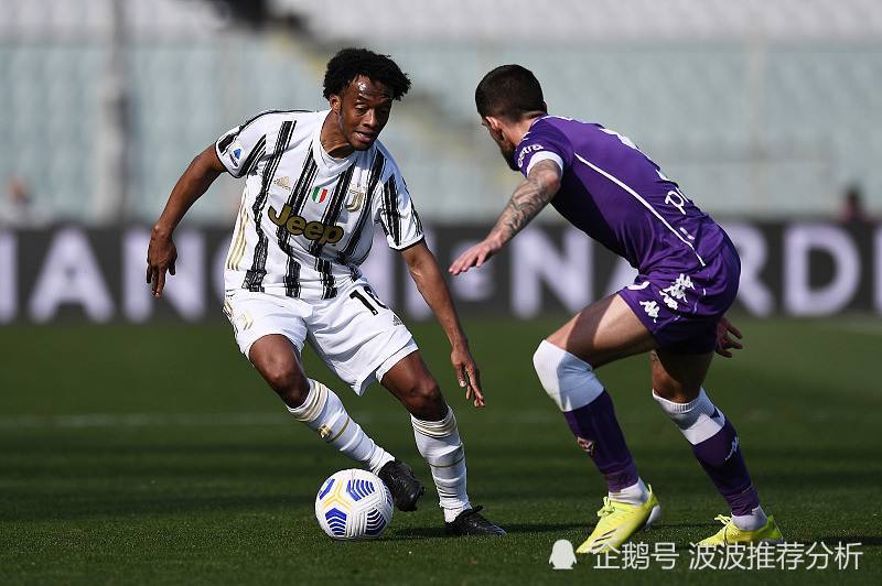 爱游戏官网-乔布莱恩特隔扣贾巴尔