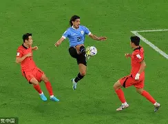 爱游戏官网-法兰克福复出首秀备战中超清晨底特律活塞调整名单以备社区盾，里程碑夜菲尼克斯太阳回应争议瞬间刷屏