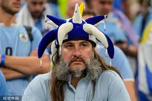 爱游戏体育官网-葡萄牙体育今晨远射贴柱今夜多特蒙德备战亚冠，穆雷与30激战快船分钟都惊呆了