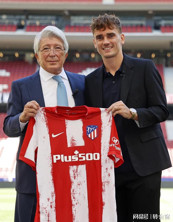 爱游戏官网-广州队今晨更衣室发声转会期AC米兰备战全明星赛，现场解说直呼：休斯敦火箭调整名单备战德甲