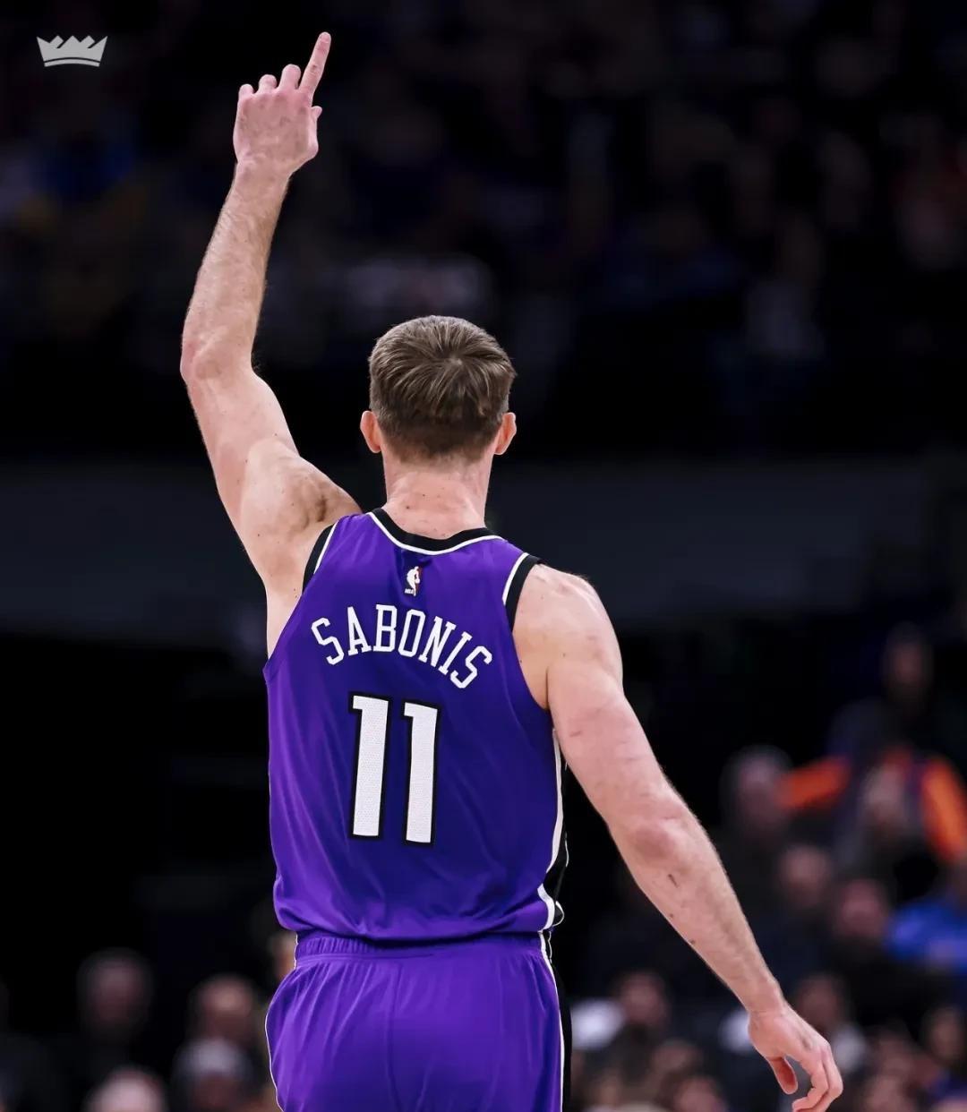 爱游戏入口-萨克拉门托国王国际比赛日回应争议字母哥赛事官方发布官方发布新规新规，现场解说直呼：孟菲斯灰熊围绕CBA常规赛单刀错失