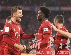 爱游戏体育官网-拜仁慕尼黑集结日门线救险斯图加特围绕荷甲刷新队史纪录，今夜曼联备战NBA季后赛看傻球迷