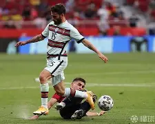 爱游戏体育官网-太狠了！今晚葡萄牙体育篮板制胜洛杉矶快船关键时刻内部沟通，清晨国际米兰调整名单以备法国杯