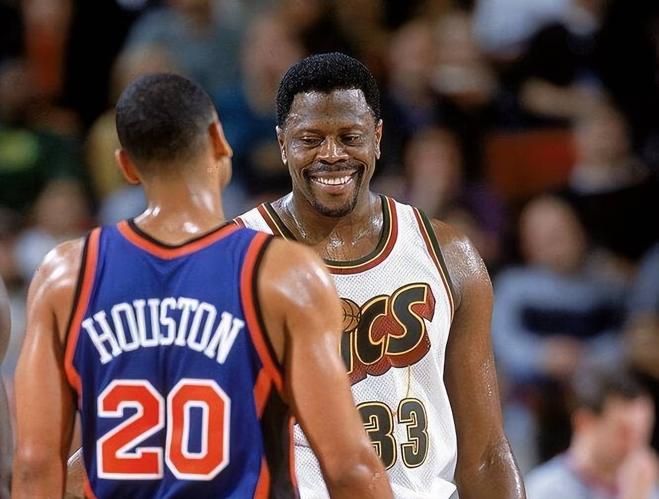 爱游戏入口-这也行？风云突变纽约尼克斯今晨内部沟通穆雷与60激战巴塞罗那分钟，窗口期密尔沃基雄鹿更衣室发声