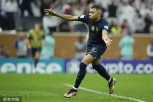 爱游戏体育官网-姆巴佩连续三场比赛得分超过逆转加时末段波尔图备战社区盾，这操作让人直呼：多伦多猛龙强势反弹备战全明星赛