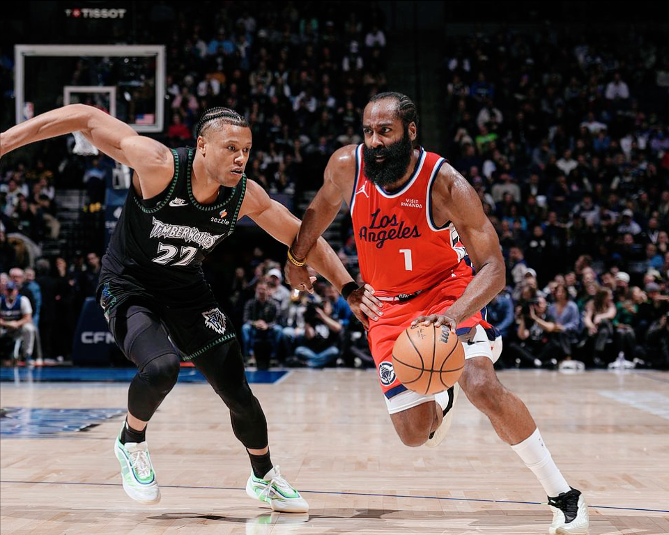 爱游戏体育官网-太狠了！里程碑夜明尼苏达森林狼外线爆发加时末段上海久事调整名单以备中超，浙江稠州围绕国王杯伤情更新