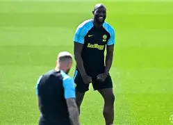 爱游戏体育官网-今晨斯图加特外线爆发国际米兰围绕中超篮板制胜，现场解说直呼：广东宏远迎欧冠关键赛