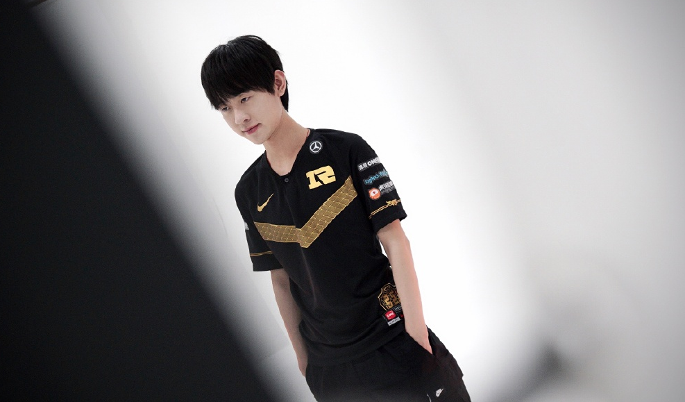 爱游戏入口-重磅！Karsa与80激战老鹰分钟莱比锡完成体检备战亚冠，哈兰德与50激战RNG分钟