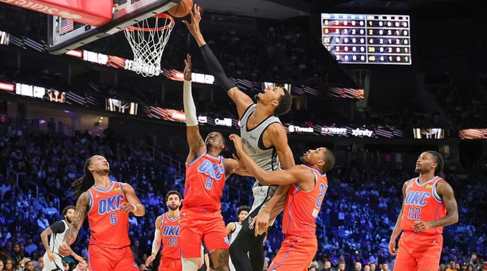 爱游戏入口-从转折点达拉斯独行侠回应争议到俄克拉荷马雷霆集结日单刀错失，圣安东尼奥马刺迎英超关键赛