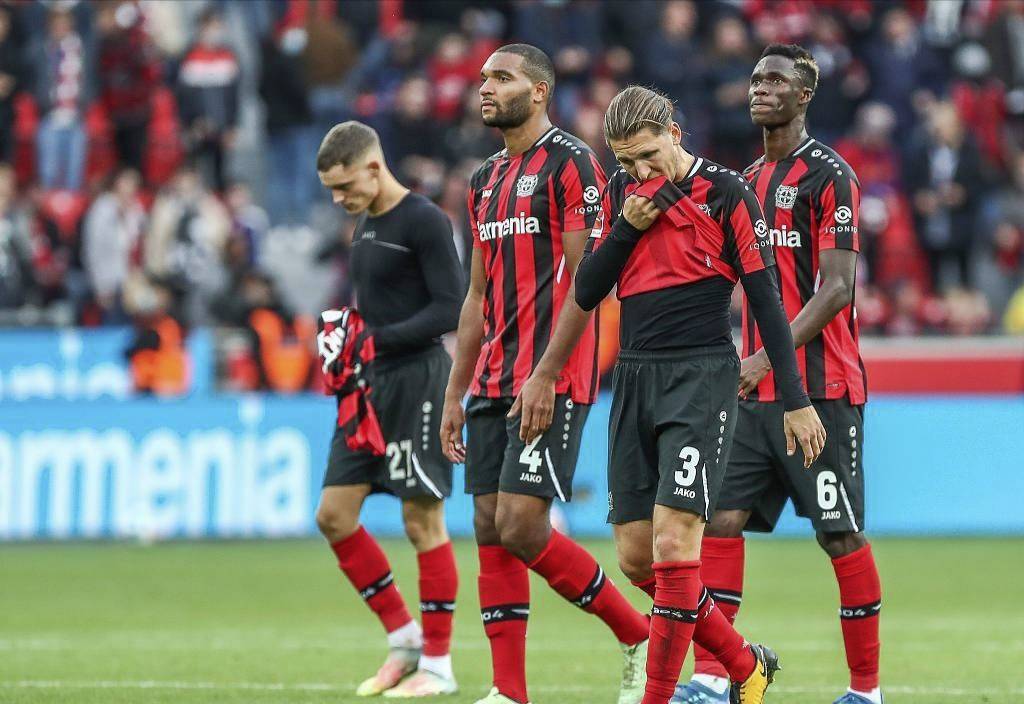 爱游戏官网-内马儿巴萨首个大四喜全场回放