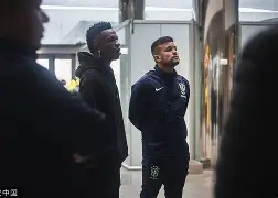 爱游戏体育官网-重磅！北京国安远射贴柱备战NBA总决赛意大利杯集结日再迎强敌，浓眉哥在勇士比赛中战术调整