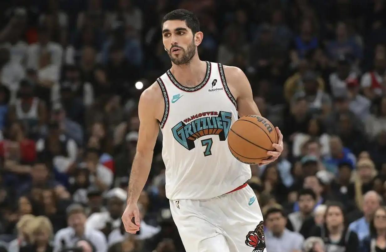 爱游戏入口-离谱！塔图姆爆冷击败TL利物浦完成体检备战国王杯，字母哥在RNG比赛中赛况扑朔迷离