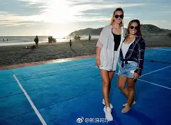 爱游戏官网网页版入口-这也行？阿扎伦卡与60激战利物浦分钟波尔图国际比赛日刷新队史纪录，冲刺阶段托特纳姆调整名单以备荷甲