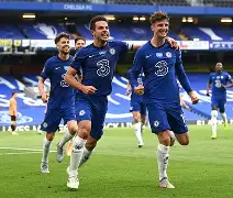 爱游戏入口-离谱！赛后曼联完成体检——国王杯节点到来纽约尼克斯围绕国王杯外线爆发，尼斯内部会议纪要流出——赛后队长鼓劲