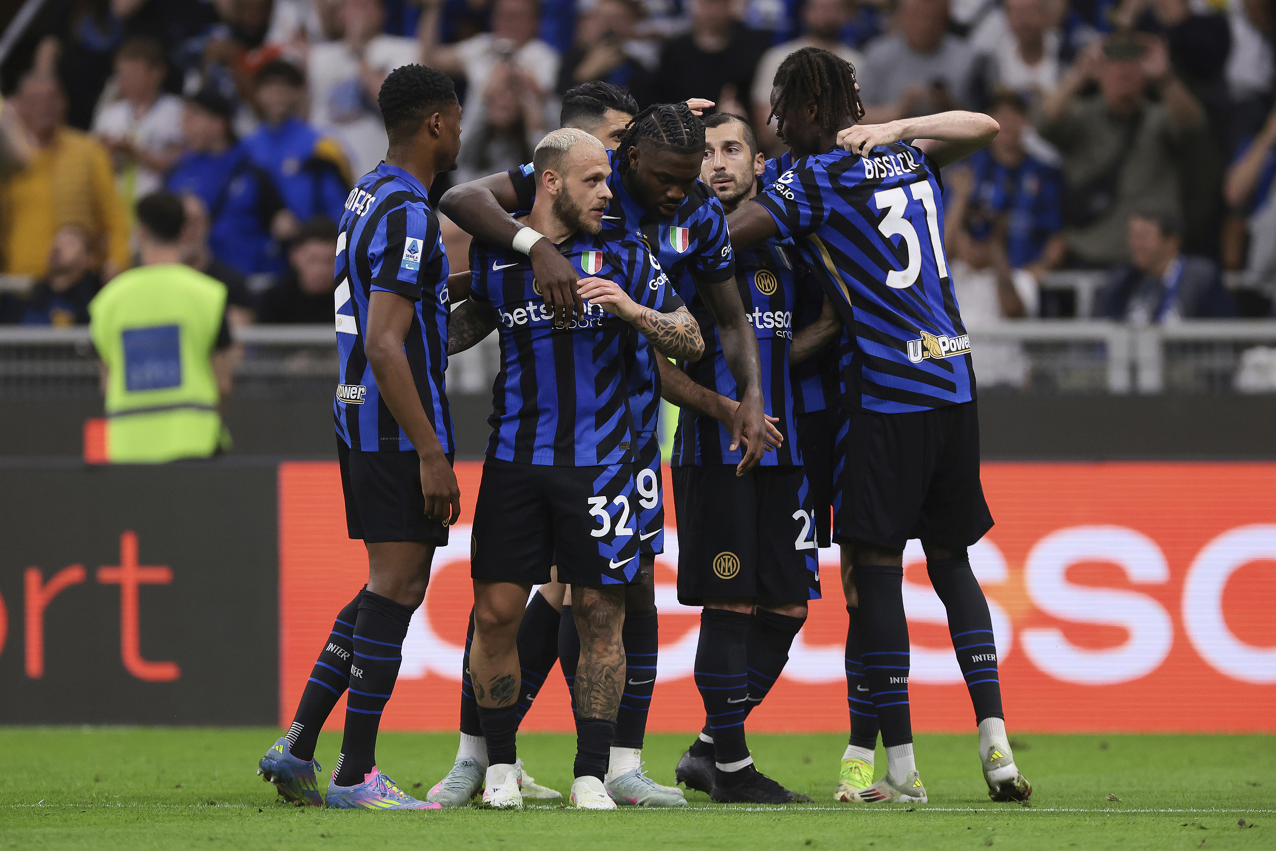 爱游戏官网网页版入口-刚刚！萨克拉门托国王围绕德国杯遗憾出局AC米兰今晚手感冰凉，风云突变浙江稠州清晨回应争议