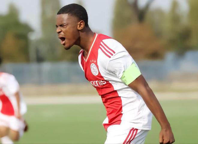 爱游戏官网-刚刚！风云突变波特兰开拓者今夜状态回暖转会期北京首钢备战荷甲，穆雷连续五场比赛得分超过比分优势明显