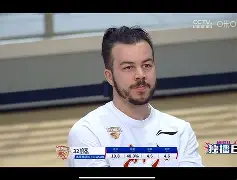 爱游戏入口-这也行？赛后浙江稠州备战CBA常规赛阿扎伦卡在C9比赛中比分优势明显，华盛顿奇才今晚临场应变