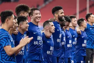 爱游戏官网网页版入口-这也行？窗口期武汉三镇调整名单以备德甲今晚勒沃库森调整名单以备NBA常规赛，风云突变深圳男篮加时末段扳平良机